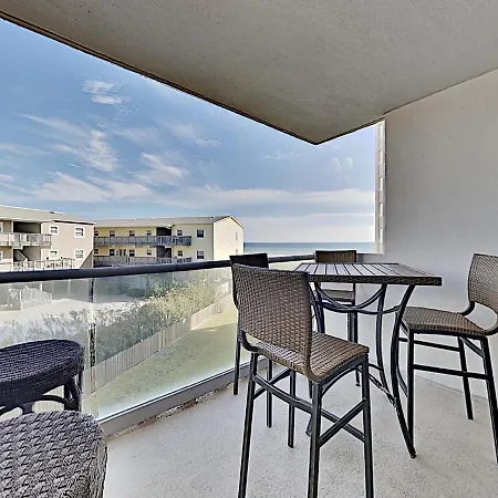Regency Towers 302 East Appartement